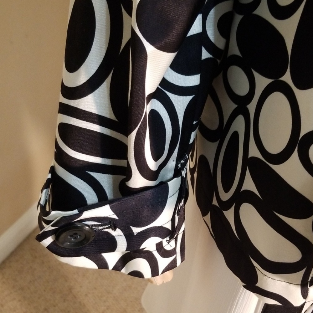Jacket - Picture 3 of 6